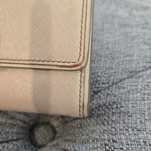 Salvatore Ferragamo Vara Bow Continental Long Wallet - Picture 15 of 15